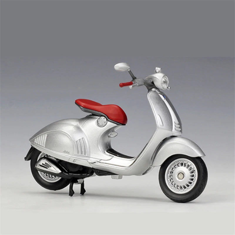 Diecast Vespa Classic Scooter Model 1 to 18 Scale