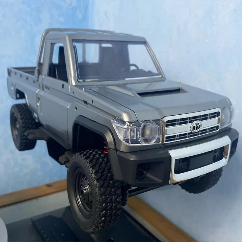 112 Scale Four Wheel Drive RC Off Road Climbing Car