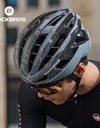 Cycling Helmet Ultralight Integrally-molded Cycling Helmet for Adult Breathable Men Women MTB Road Bike Safety Helmet