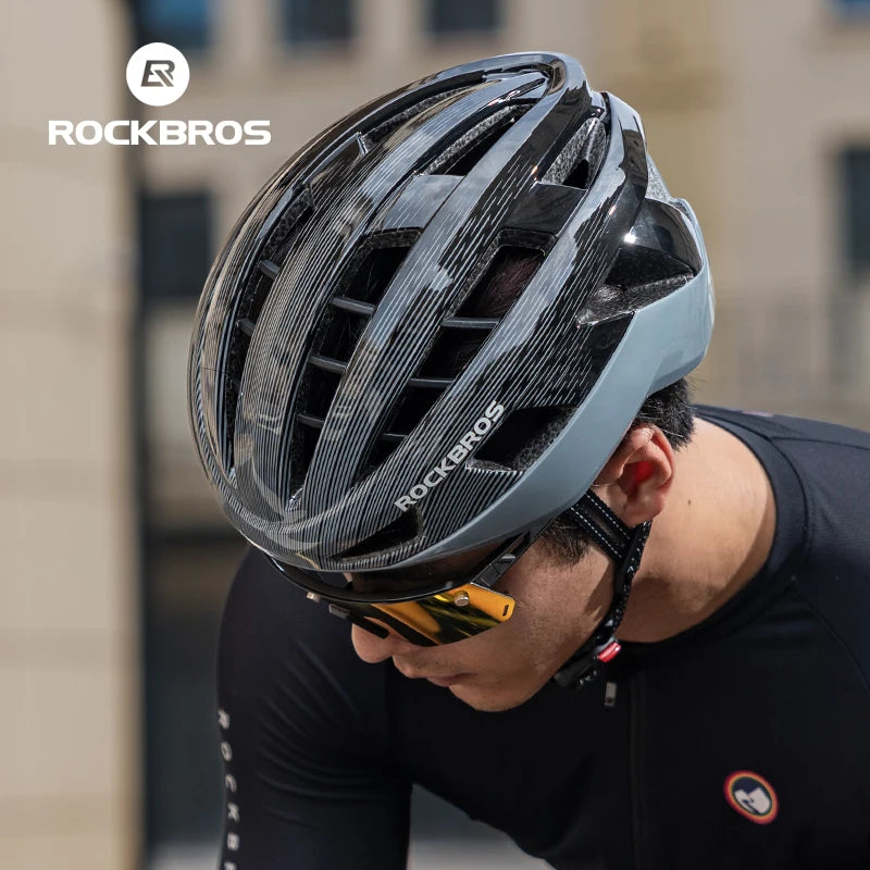 Cycling Helmet Ultralight Integrally-molded Cycling Helmet for Adult Breathable Men Women MTB Road Bike Safety Helmet