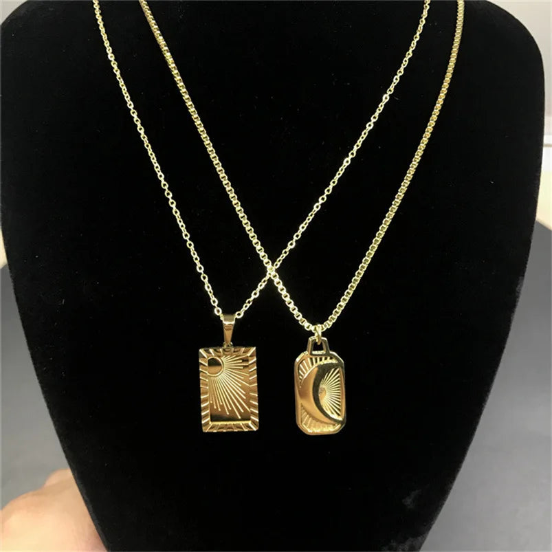 Vintage Carved Cloud Sun Moon Rectangle Pendant Necklace New Trend Box Link Chain Collar Necklace