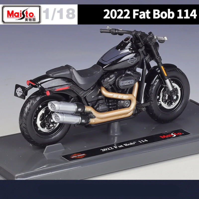 Diecast Harley Fat Bob 114 2022 Motorcycle Model 1 to 18 Scale
