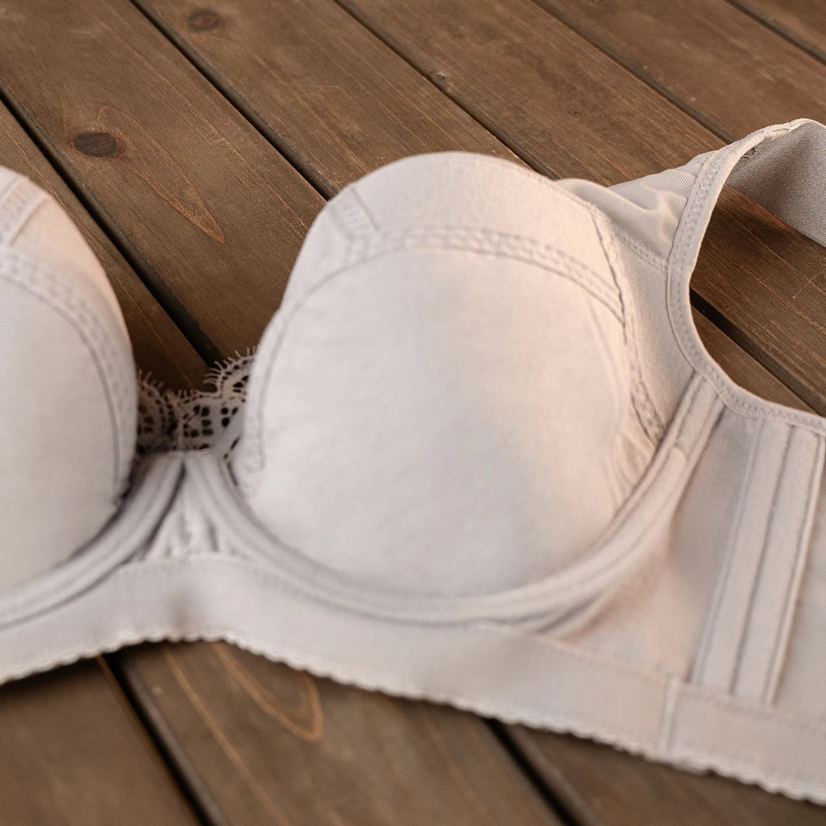 Womens White Lace Full Coverage Push Up Underwire Bra