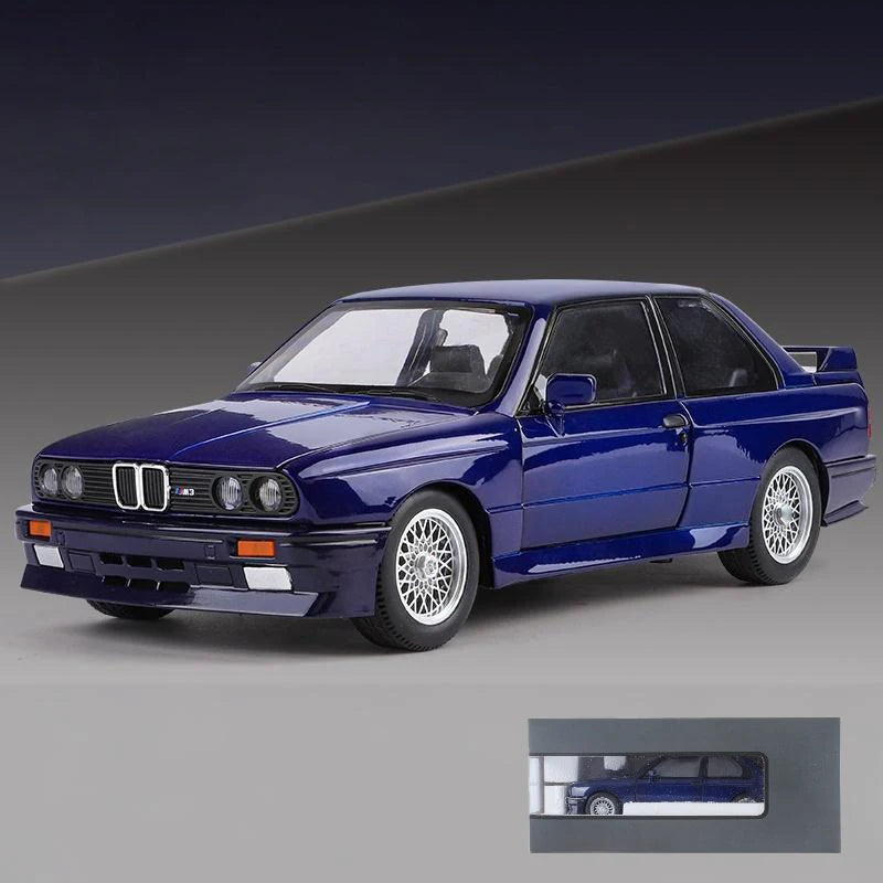 1:24 M3 E30 IM Alloy Miniature Car Diecast Metal Model Collection Hobbies Birthday Present With Friend Decoration Classic Car GT
