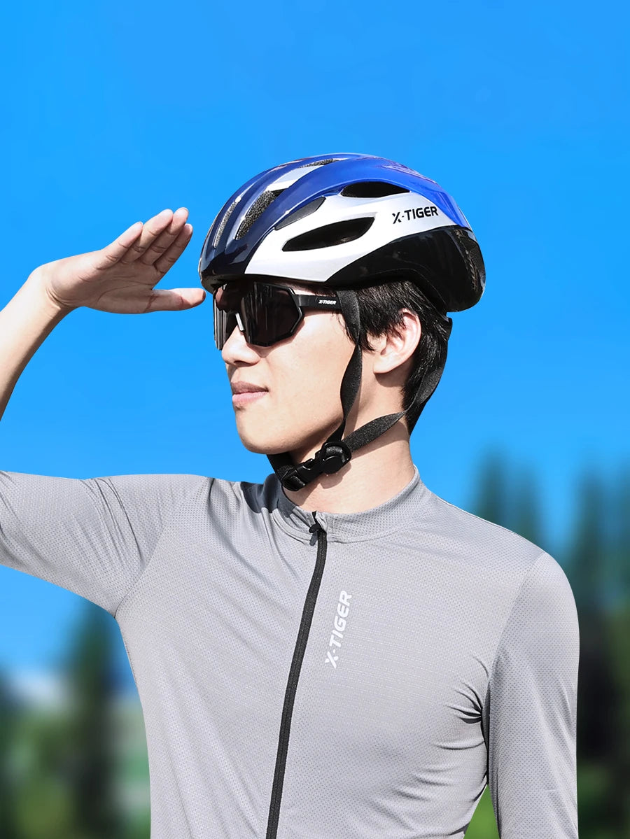 Lightweight One Piece Cycling Helmet For MTB And Road Riding