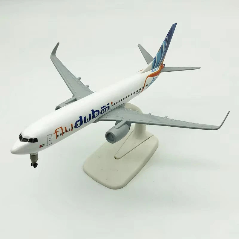 20CM FlyDubai Boeing 737 Aircraft Model