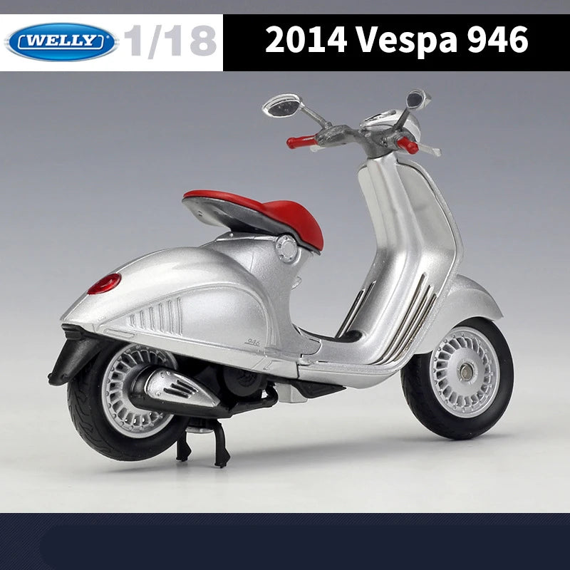 Diecast Vespa Classic Scooter Model 1 to 18 Scale