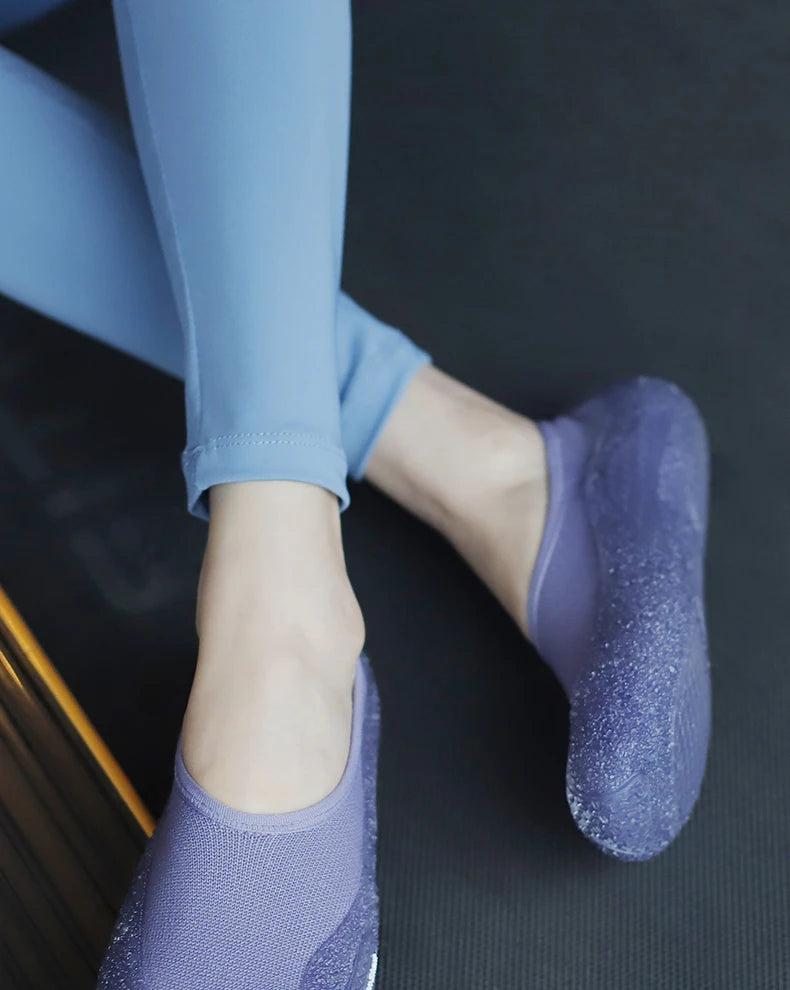 Silent Indoor Gym Yoga Jump Rope Dance Anti slip Shock Absorbent Soft Bottom Lightweight Breathable Sports Shoes