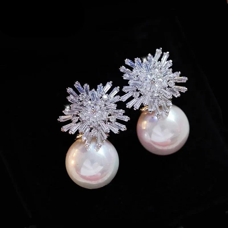 Korea Fashion Round Simulated Pearls Snowflake Drop Earrings