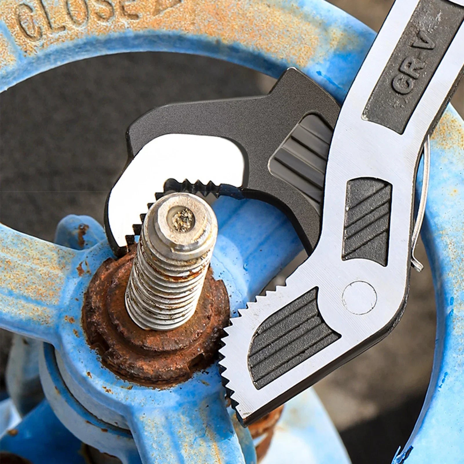 6/8/10/12 inch Self locking Wrenchs with Teeth Universal Plumber Wrench Power Grip Suitable for Various Repair Jobs tools