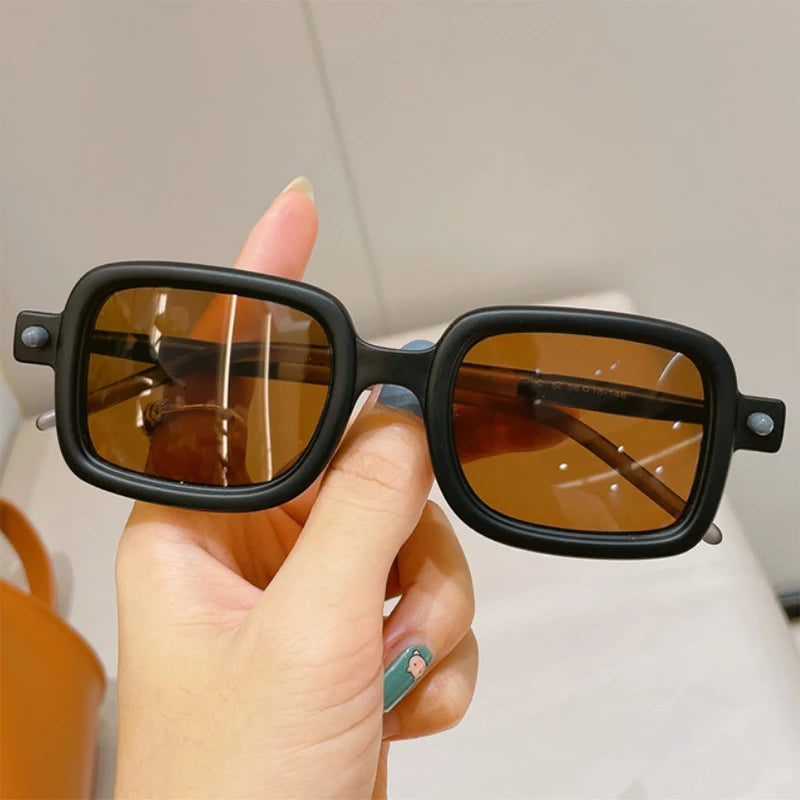 Retro Square Sunglasses With UV400 Protection