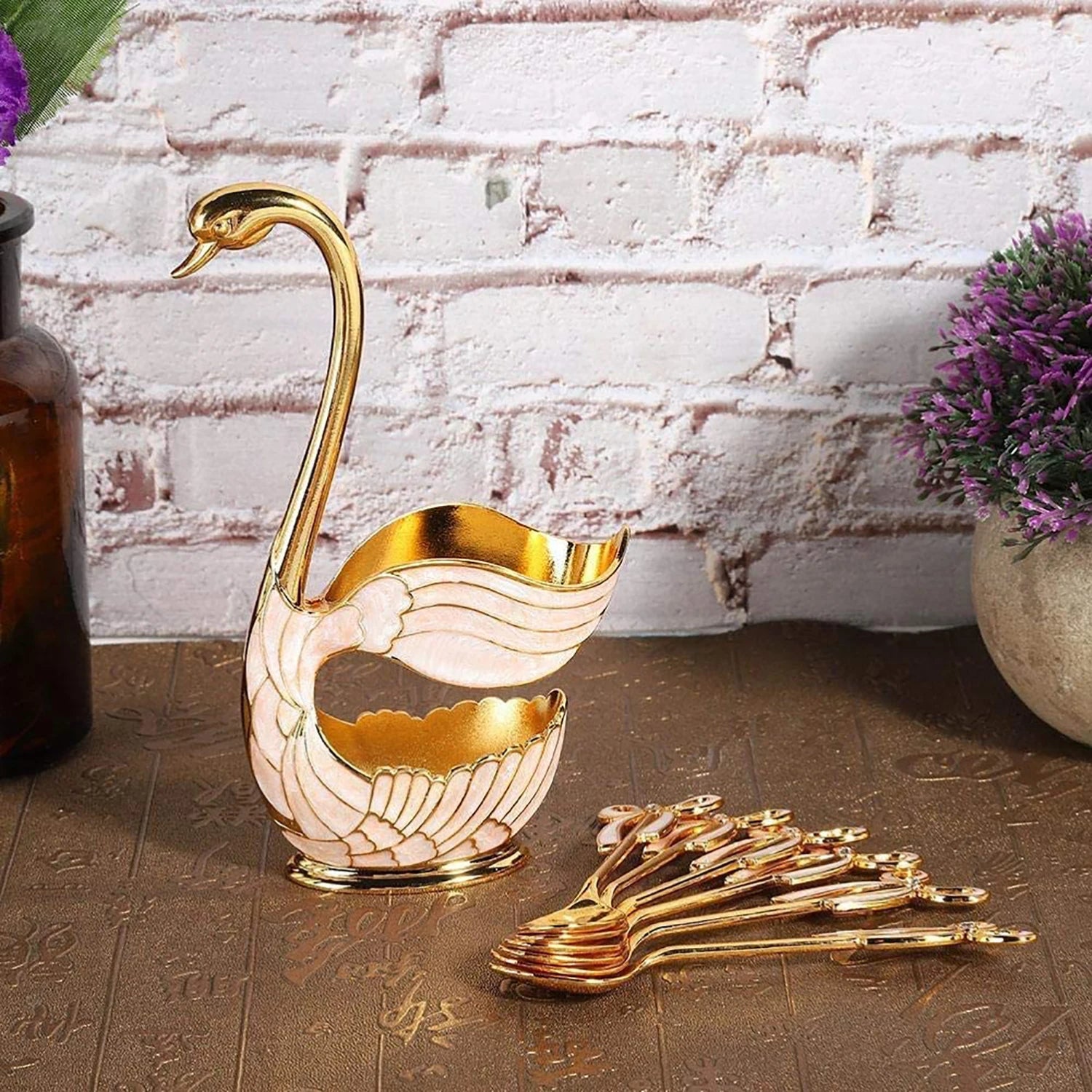 Swan-Shaped Cutlery Holder, Elegant Spoon and Fork Base, Luxury Tableware Storage, Stylish Kitchen Decor and Organizer for Home