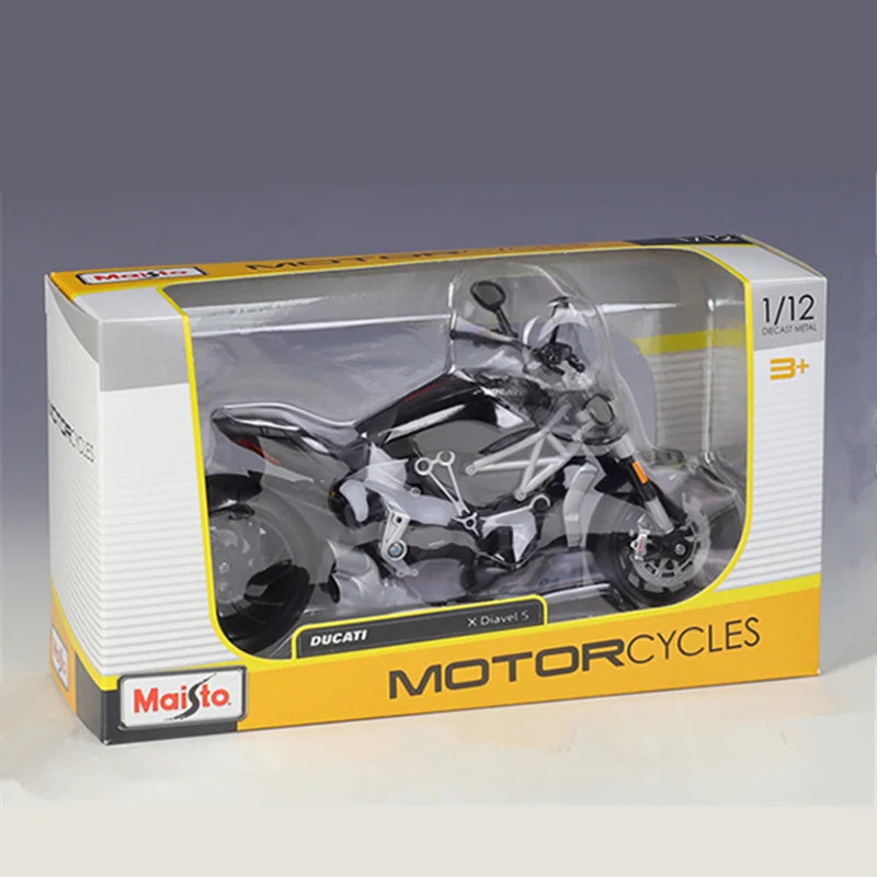 Diecast Ducati XDiavel S 2021 Cruiser Motorcycle Model 1 to 12 Scale