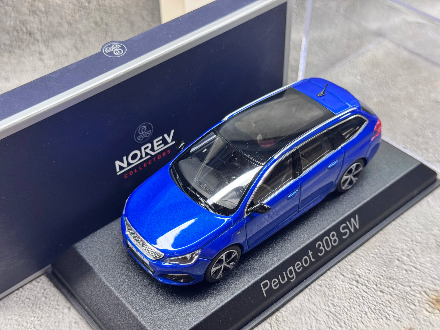1 43 Scale Peugeot 308 SW 2018 Police Diecast Model Car