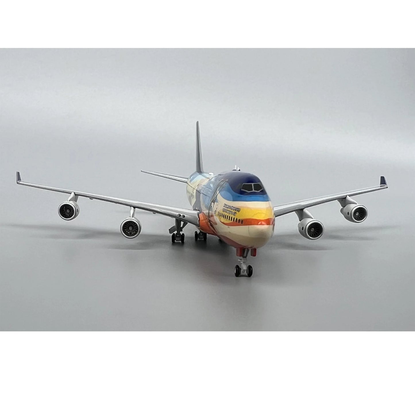 Singapore Airlines B747-400 1:400 Diecast Aircraft Model