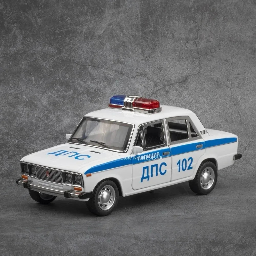 1:24 Scale Special Lada 2106 Police Car Model Toy Alloy Body Rubber Tire Metal Diecast 110 Explosion-proof Vehicle Models