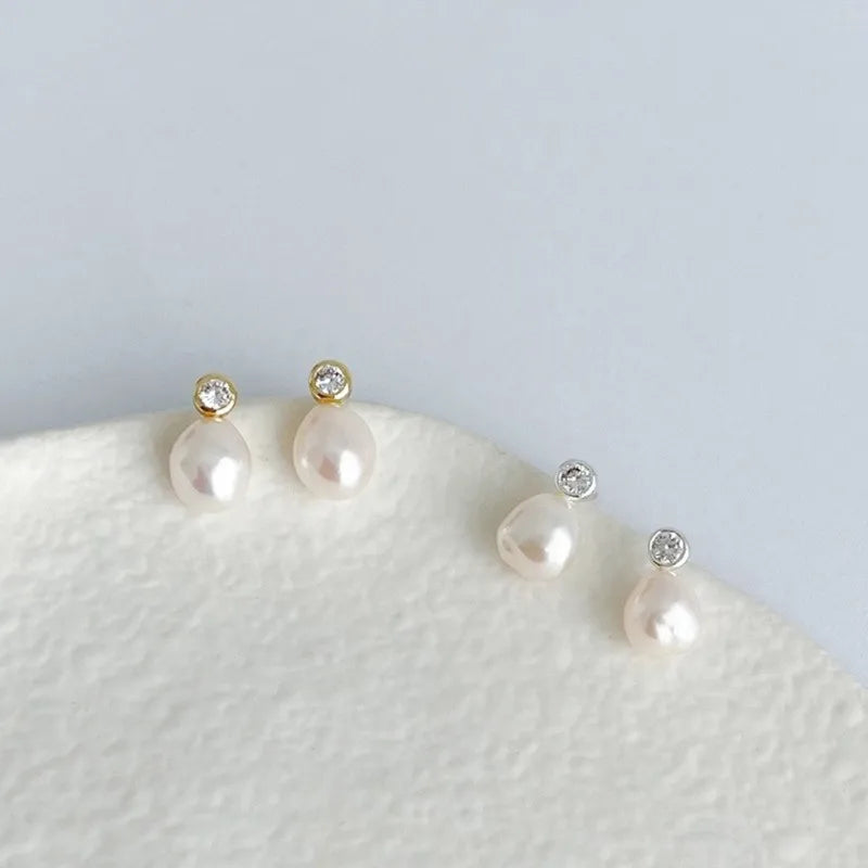 Elegant Water Drop Imitation Pearl Earrings