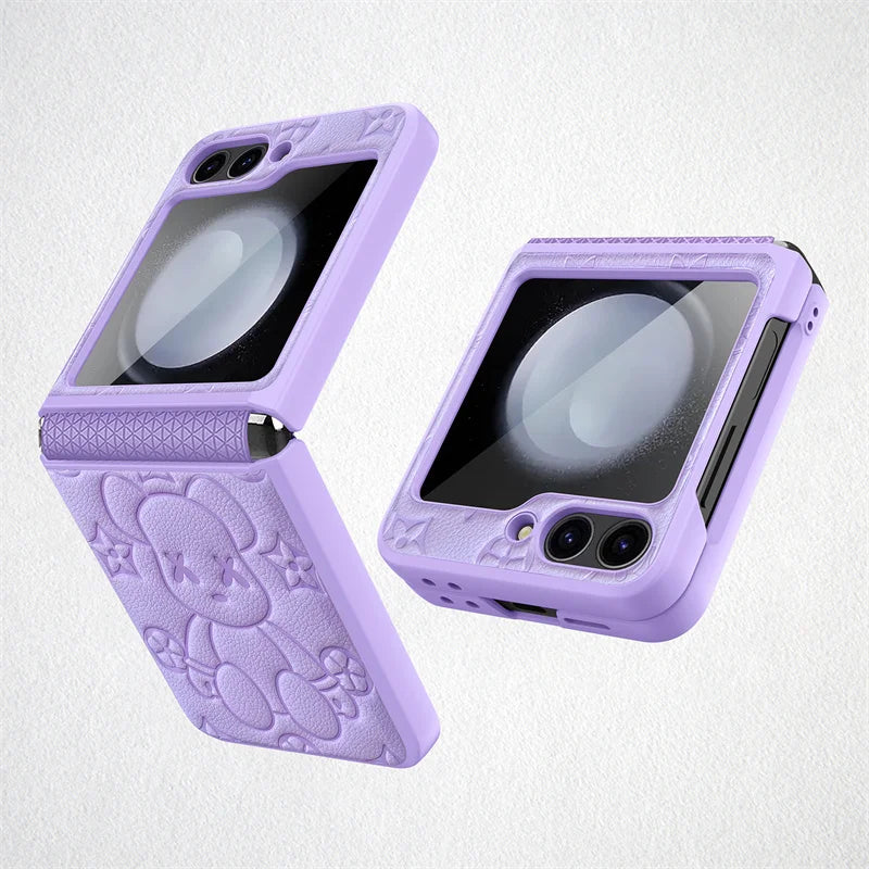Cute Bear Folding Screen Phone Case For Samsung Z Flip 3 4 5 Folding Hinge Center Axis Case Film Integrated Phone Case