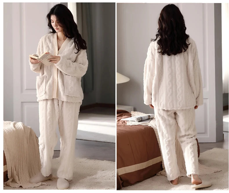 Women’s Winter Flannel Pajama Set – Warm, Thick Coral Fleece 2-Piece Loungewear