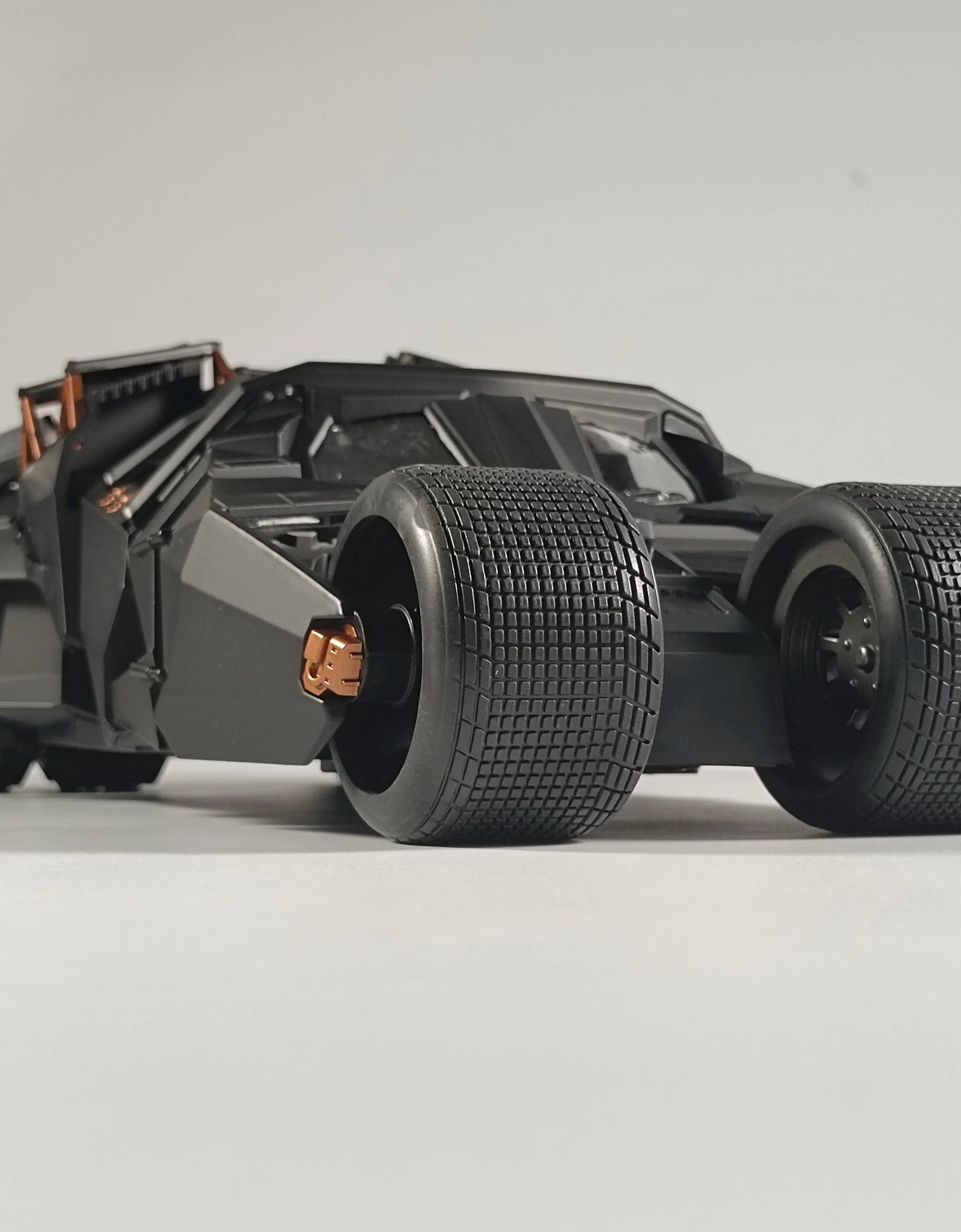 1:18 Batmobile Tumbler Alloy Diecast Model Sound Light Car Spray Function Toy Display Ornament Toys For Gift For