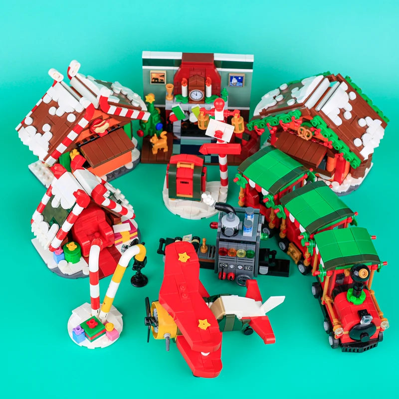 Christmas Village House Building Blocks Sleigh Reindeer Tree Present Car Wreath Fireplace Gingerbread Man Bricks Toys  Gift