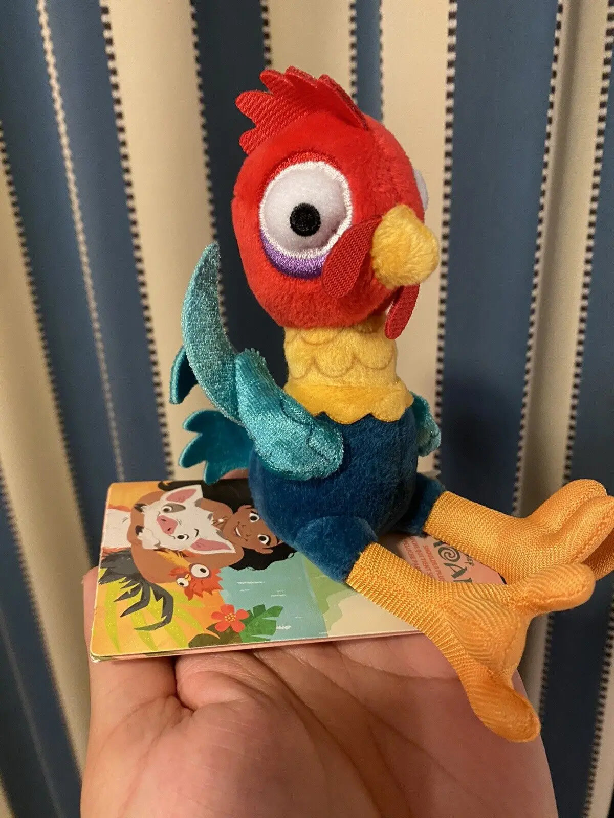 Authentic Disney Hei Hei Moana Shoulder Pal Magnet Plush toy doll