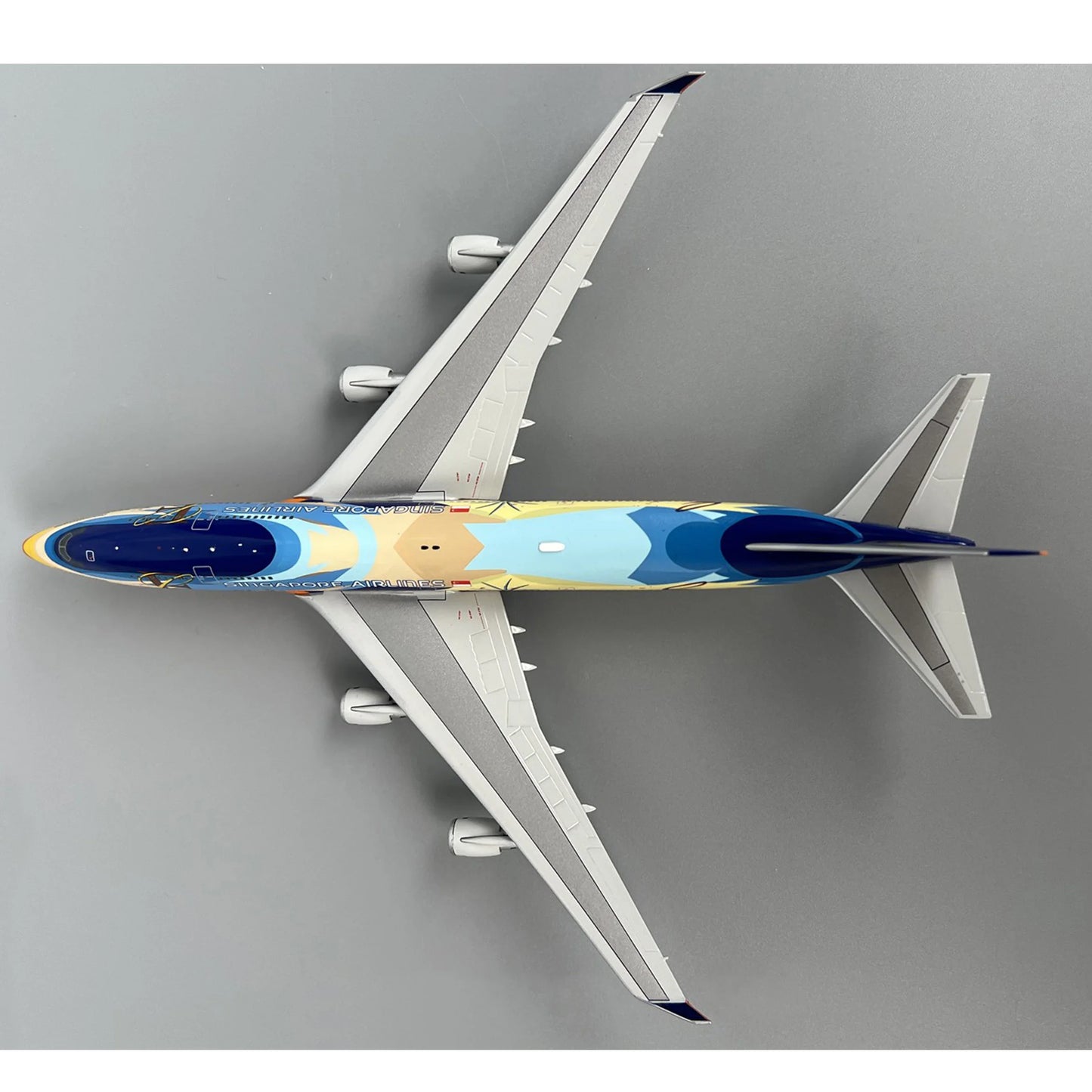 Singapore Airlines B747-400 1:400 Diecast Aircraft Model