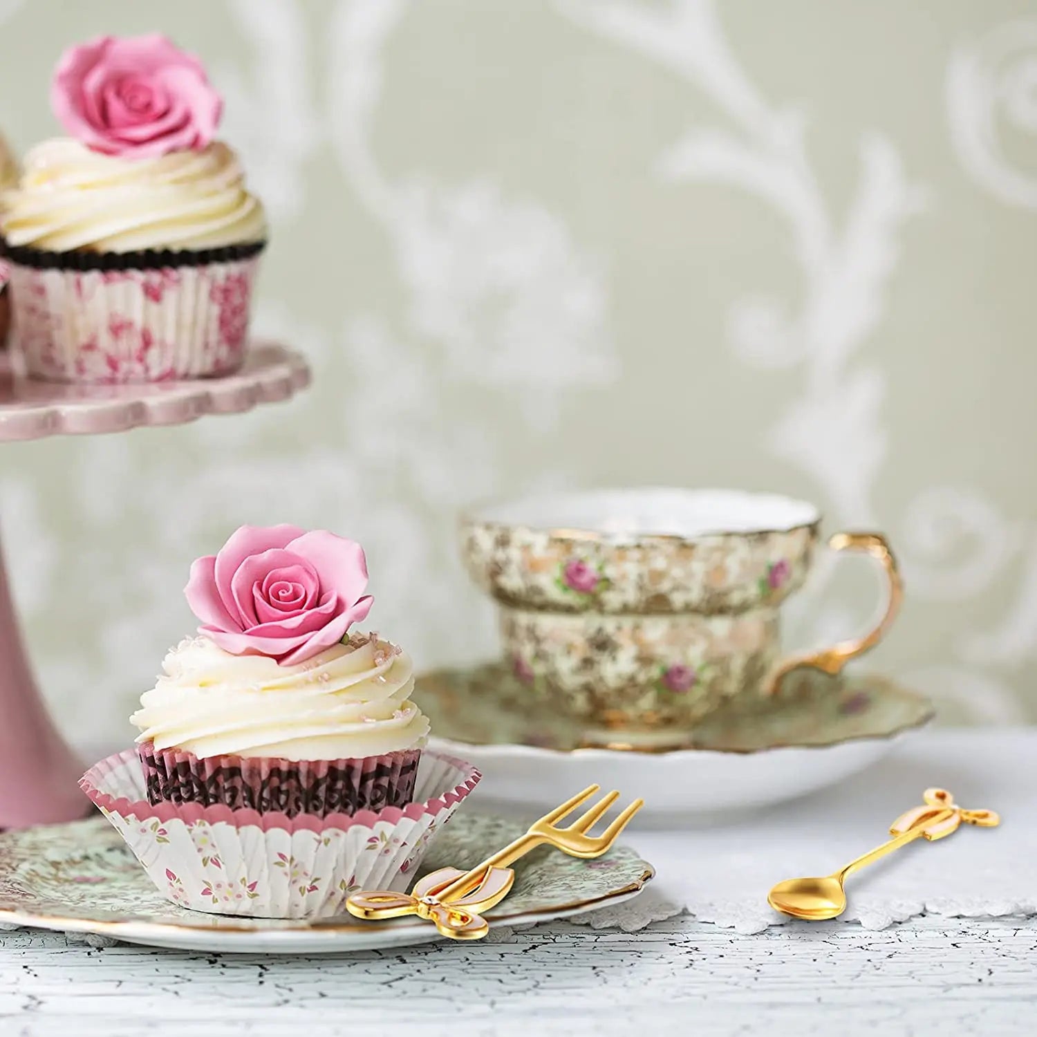 Swan-Shaped Cutlery Holder, Elegant Spoon and Fork Base, Luxury Tableware Storage, Stylish Kitchen Decor and Organizer for Home