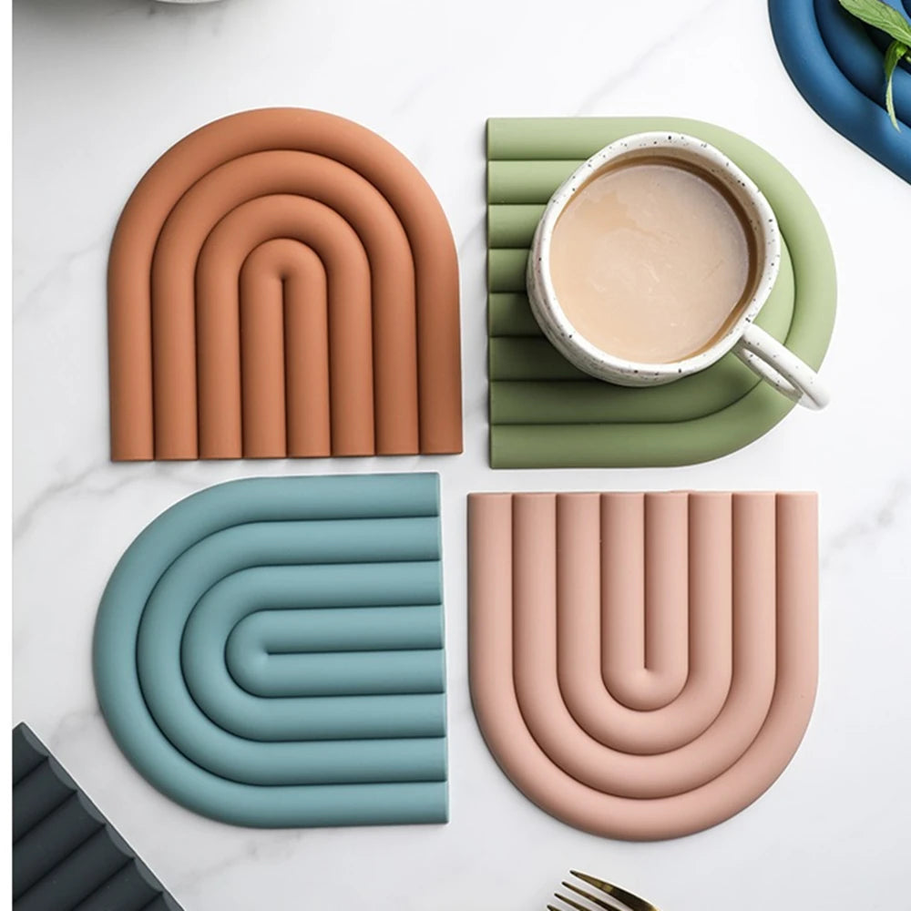 Non-Slip Rainbow Shape Tableware Insulation Mat Silicone Heat insulation Pad Tableware Placement Stackable Coffee Cup Coasters