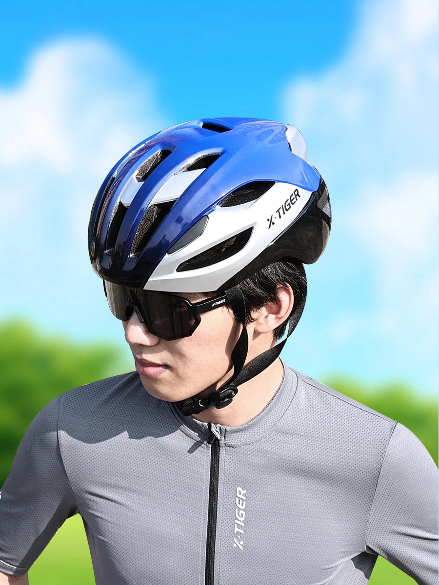 Lightweight One Piece Cycling Helmet For MTB And Road Riding
