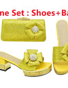 Nigerian Italian Shoes and Bags Set Decorated with Rhinestone Luxury Shoe and Bag Set for Party in Women