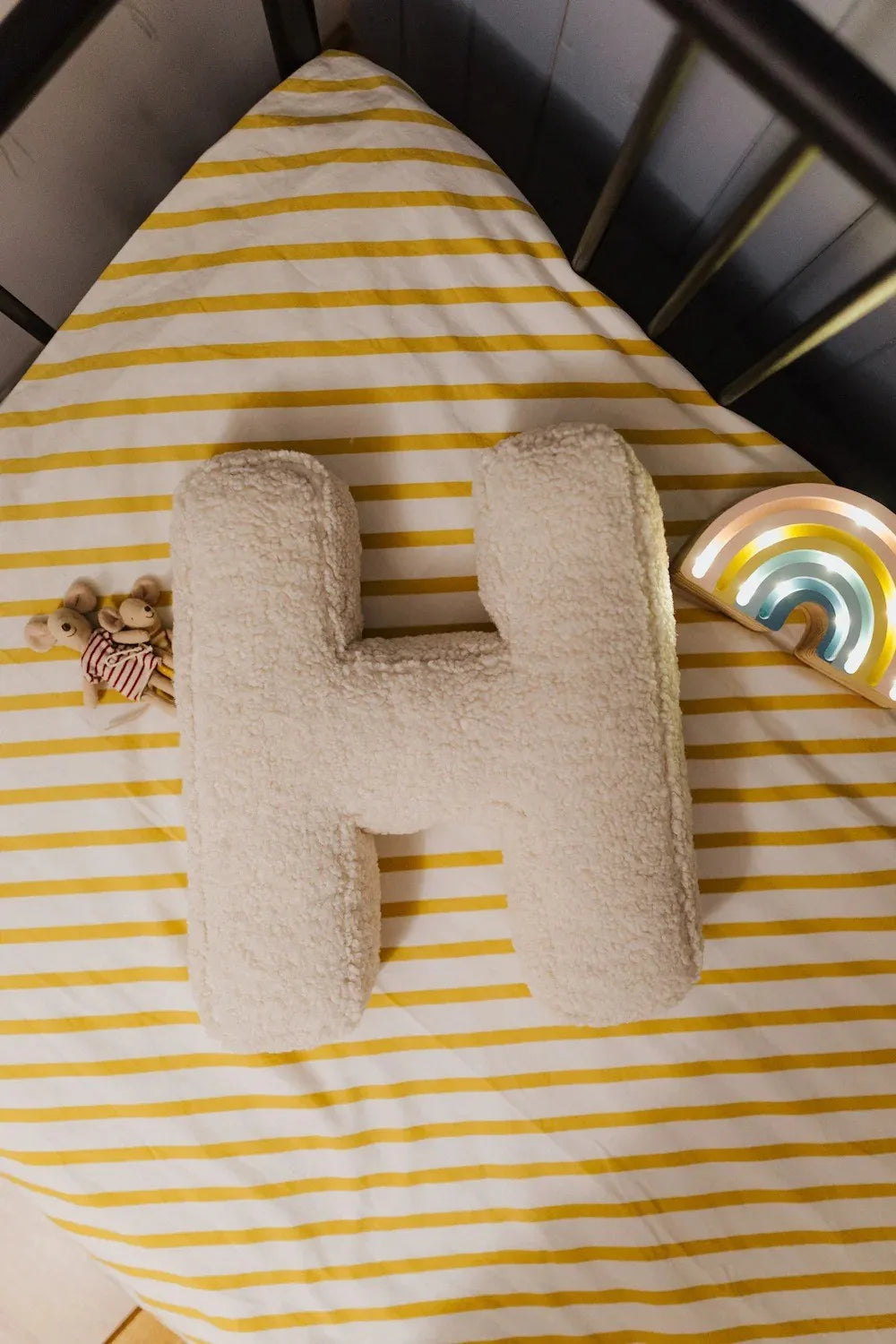 26 English Letters Throw Pillows Home Bed Sofa Cushion Seat Pillow Car Pillow DIY Valentine's Day Wedding Decoration Props 방석