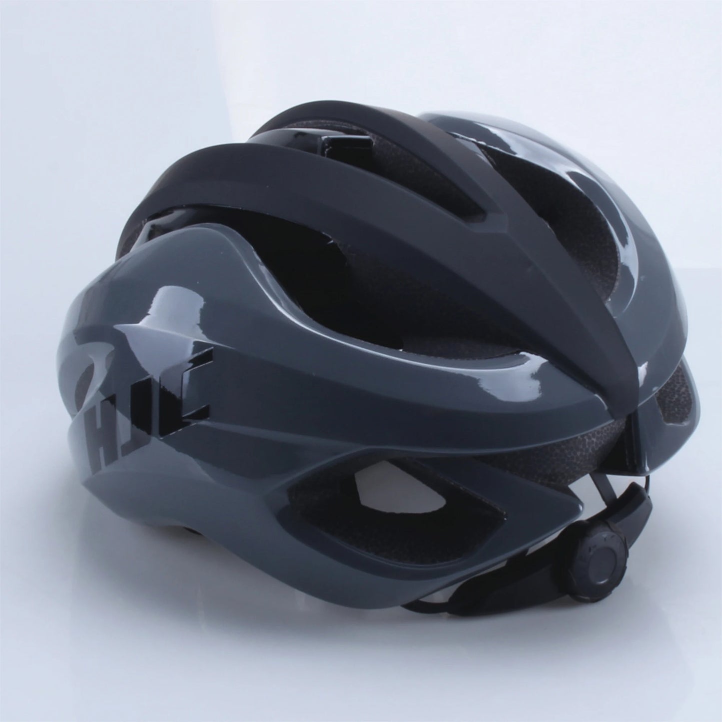 Ultra Light Cycling Helmet Matte Finish Road And Mountain Bike Safety Helmet