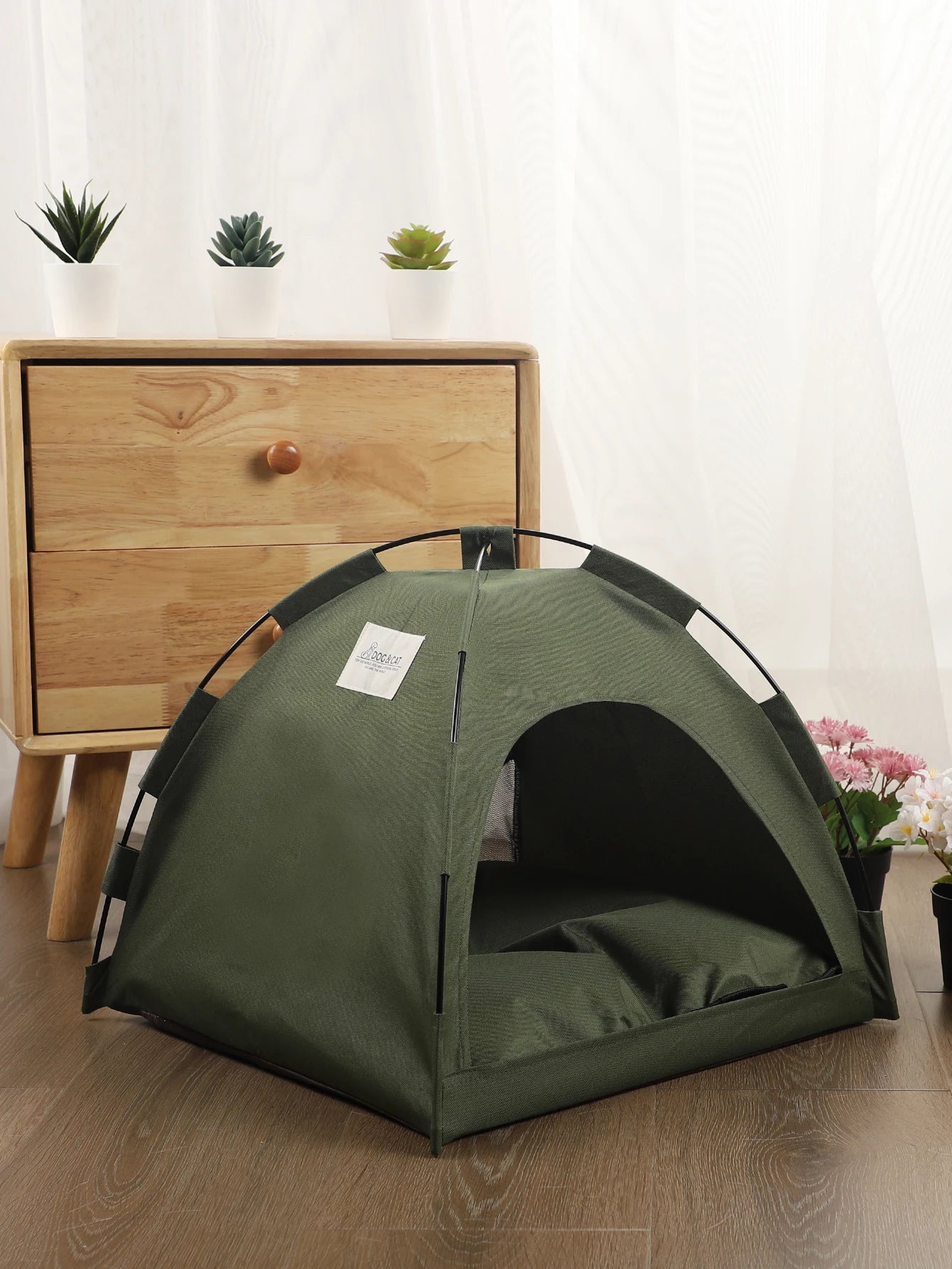 Clamshell Pet Tent Bed House for Cats and Small Dogs