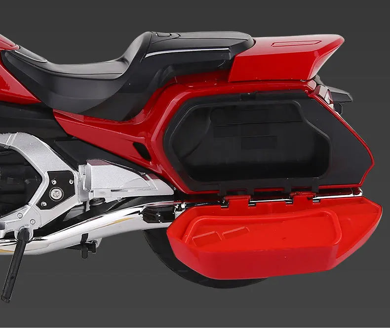 Diecast Honda Gold Wing GL1800 Touring Motorcycle Model 1 to 9 Scale