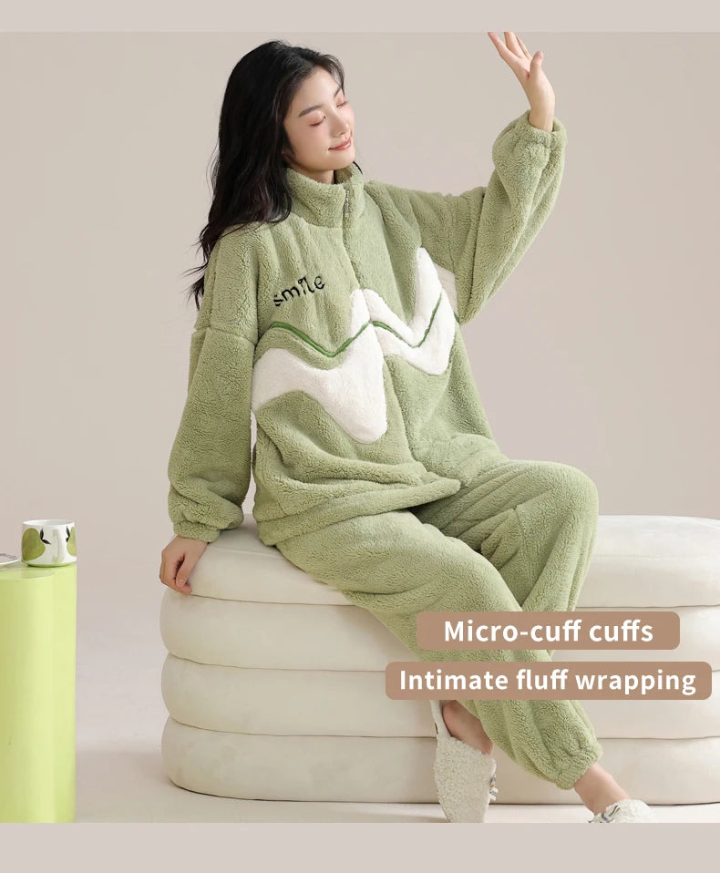 Women’s Winter Flannel Pajama Set – Thick, Soft Coral Fleece with Zipper & Oversized Fit