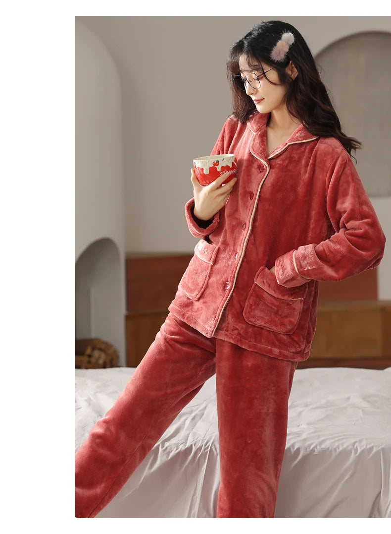 Women’s Winter Flannel Pajama Set – Warm, Thick Coral Fleece 2-Piece Loungewear