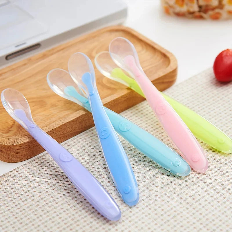 Baby soft silicone Spoon With Storage Box Spoon Baby Feeding Tableware Candy Color Feeder Children's Feeding Supplies Baby Items