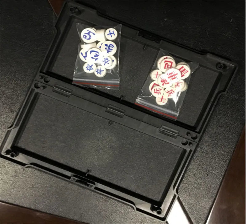 Portable Korean Janggi Chess Set – Foldable 25×25cm Board
