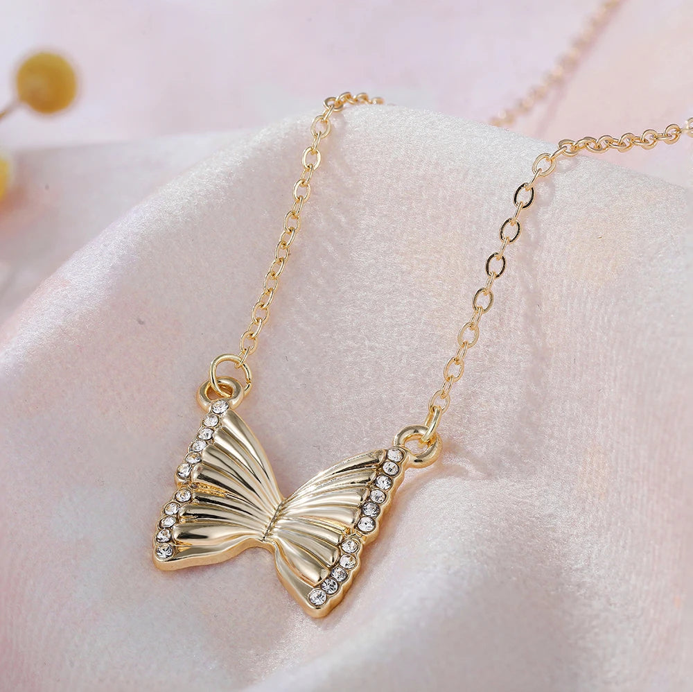 Rhinestones Gold Color Butterfly Necklace for Women Simple Temperament Clavicle Chains