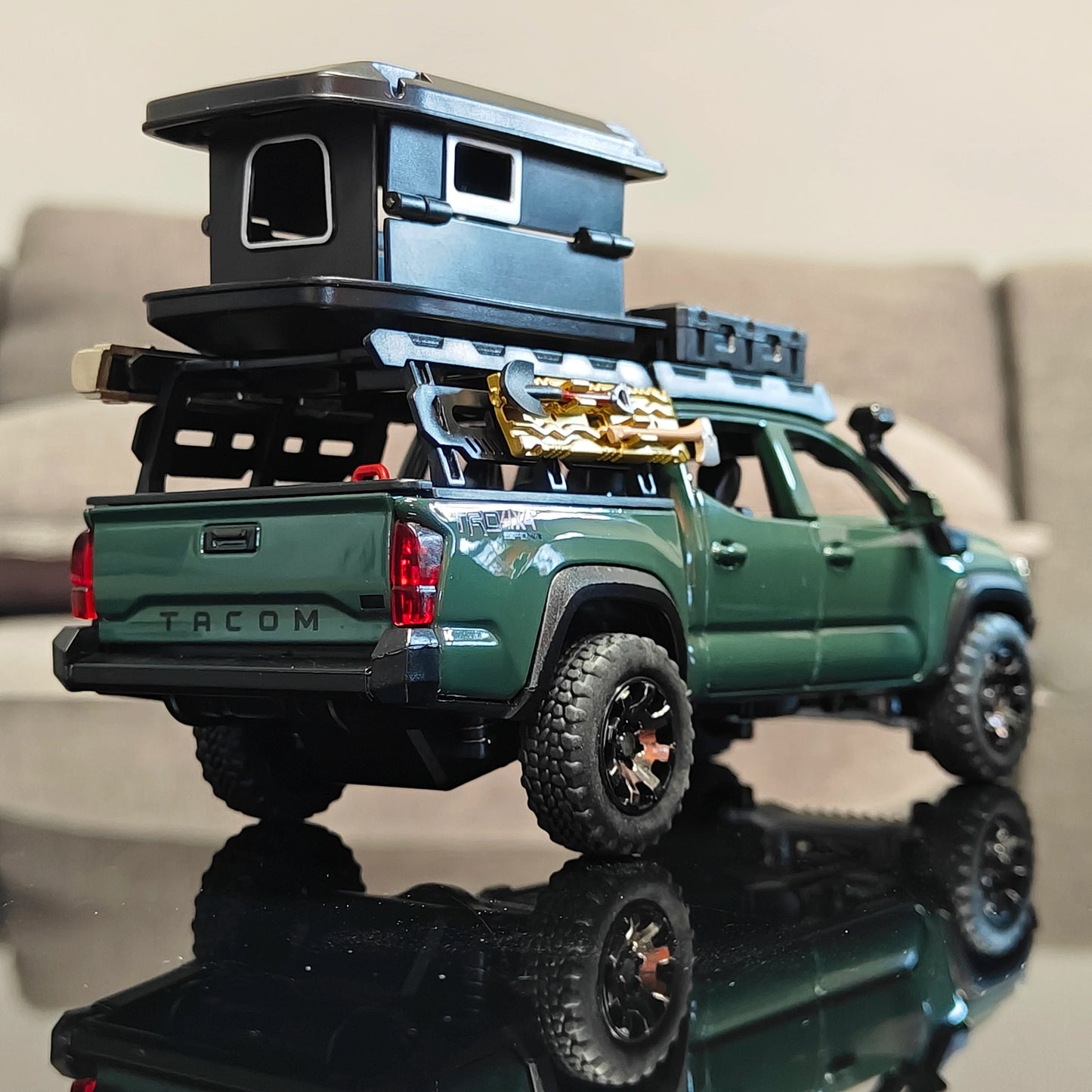 1:32 Toyota Tacoma TRO Off Road Pickup Truck Alloy Diecast Model Outdoor Collection Ornaments High Simulation Collection Present