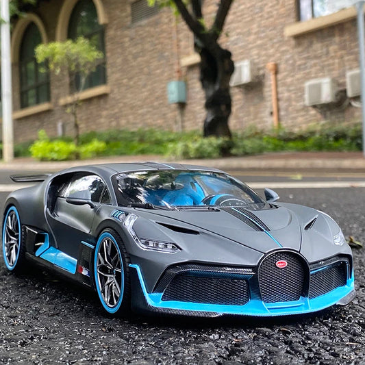 1:32 Bugatti Veyron Divo Alloy Sports Car Model Diecast Metal Toy Vehicles Car Model Simulation Sound Light Collection Gift