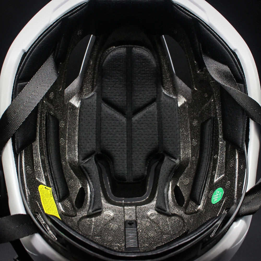Ultra Light Aero Road Bike Cycling Helmet Integrally Molded Safety Helmet