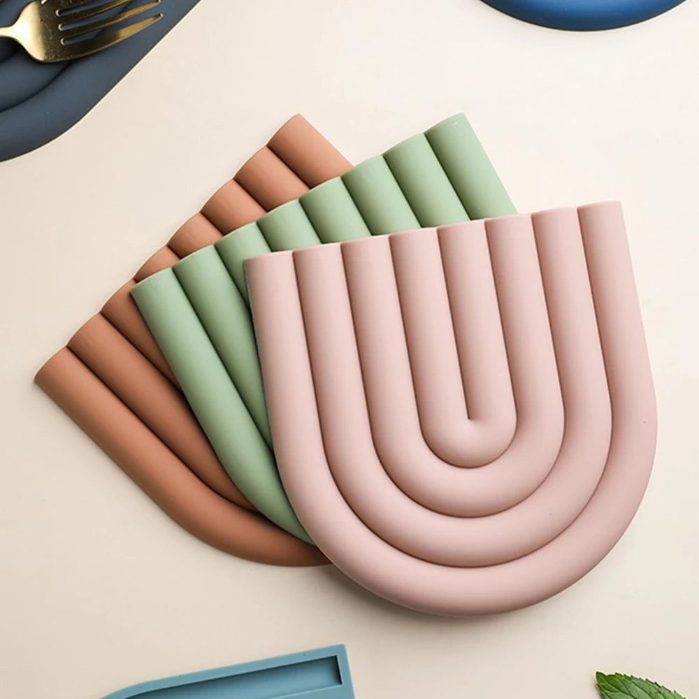 Non-Slip Rainbow Shape Tableware Insulation Mat Silicone Heat insulation Pad Tableware Placement Stackable Coffee Cup Coasters