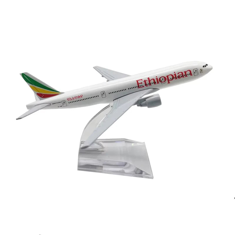 16CM Boeing B777 Aircraft Model