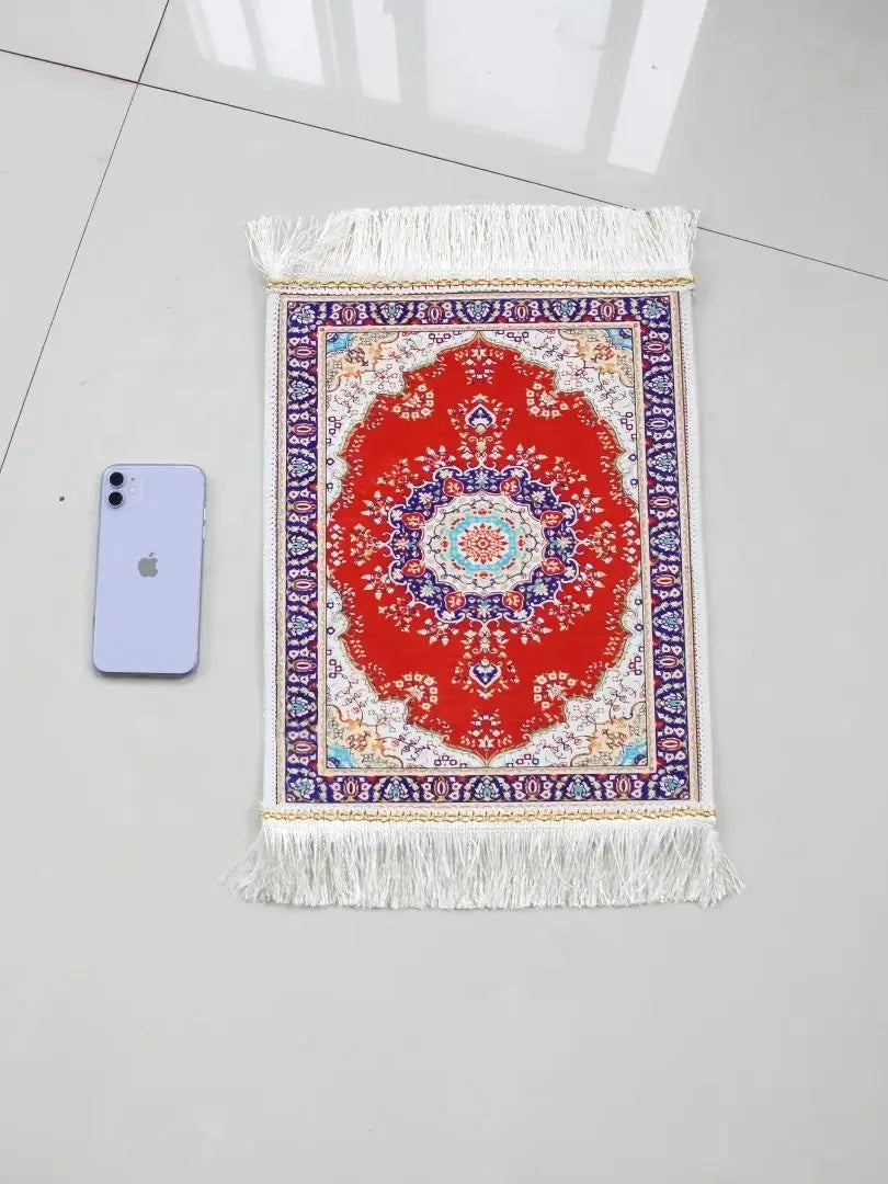 Portable Islamic Prayer Small Mat Classic Pattern Muslim Prayer Rug Small Rug Foldable Salah Carpet Mat with Tassel