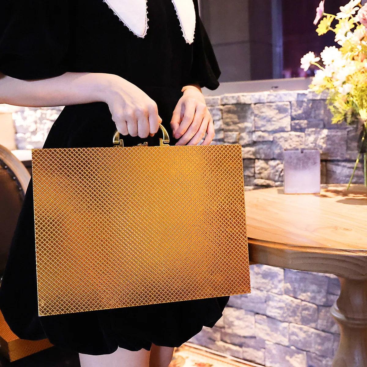 Retro Gold Cutlery Set Luxury Complete Tableware European Style Gift Box Stainless Steel Spoon Fork Steak Knife Set