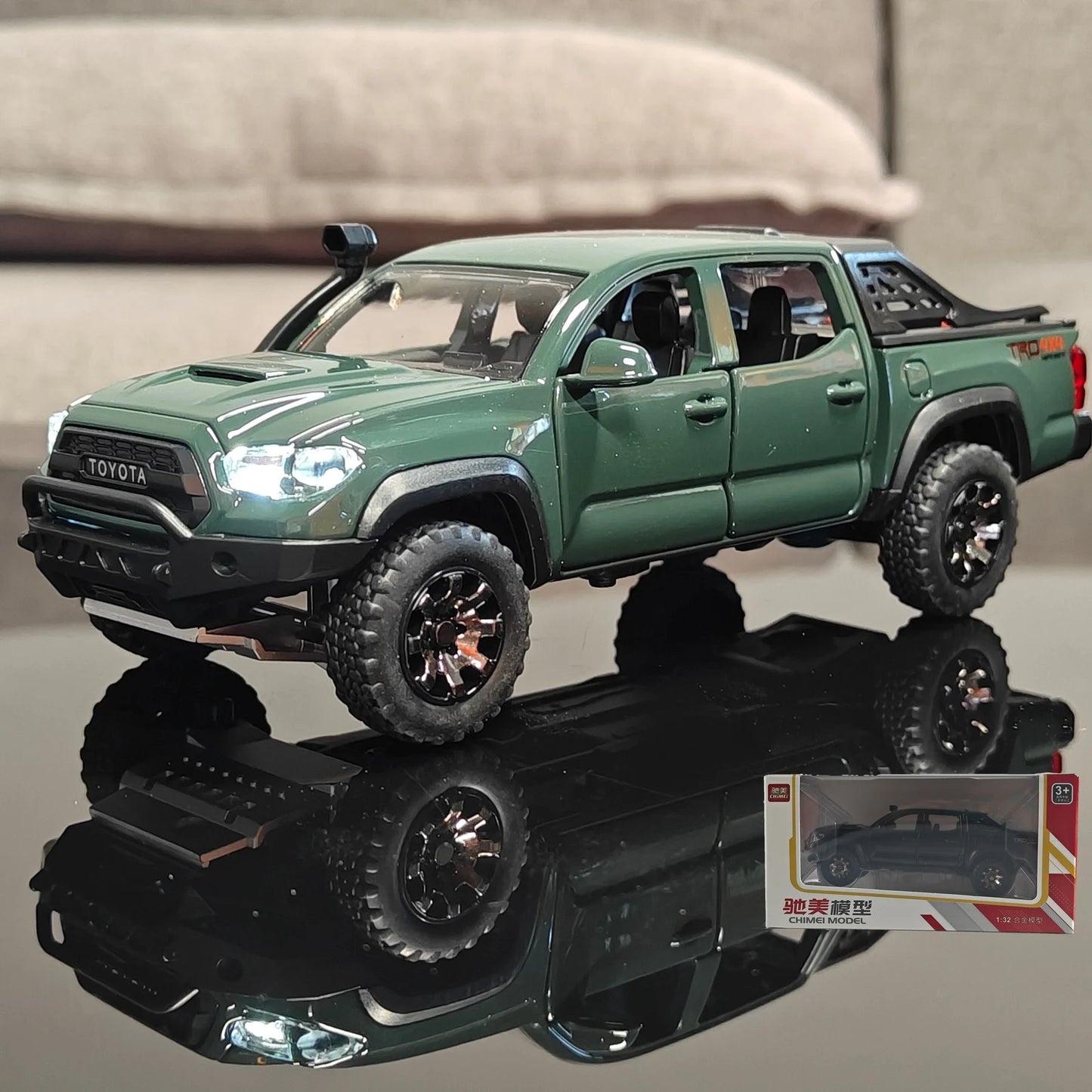 1:32 Toyota Tacoma TRO Off Road Pickup Truck Alloy Diecast Model Outdoor Collection Ornaments High Simulation Collection Present