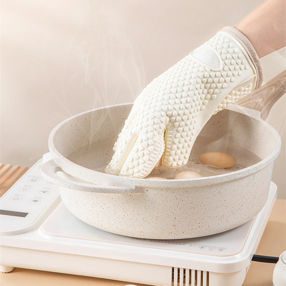 Heat Resistant Silicone Gloves Microwave Oven Baking Gloves Kitchen Anti-scald Anti-slip Silicone BBQ Heat Insulation Mitts