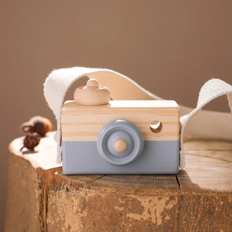 Wooden Fashion Camera Baby Toys Pendant Wooden Pattern Presents Nursing Gift Outdoor Toy Baby's Room Wooden Decoration